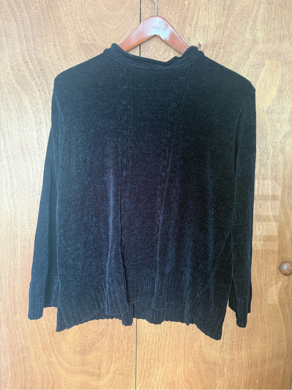 Sag Harbor Black Velvet Crewneck Sweater